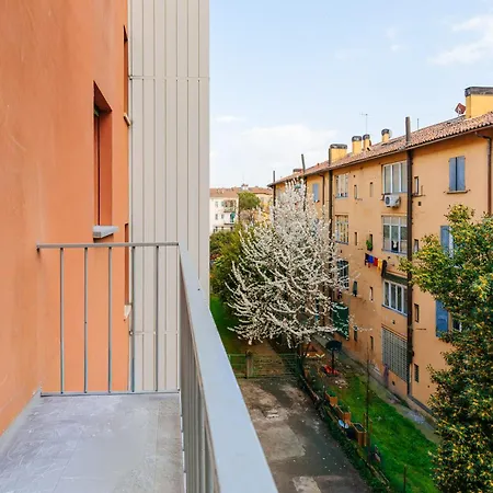 Fioravanti House Near Center, Station, Fiera Apartman