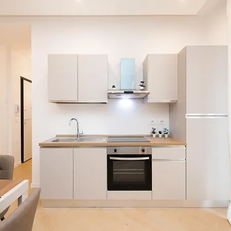 Appartement Fioravanti House Near Center, Station, Fiera *
